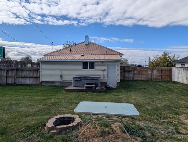 920 2nd Ave W, Twin Falls, ID 83301