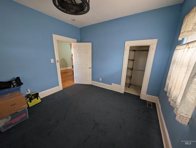 920 2nd Ave W, Twin Falls, ID 83301