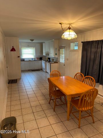 2020 John Small Avenue, Washington, NC 27889