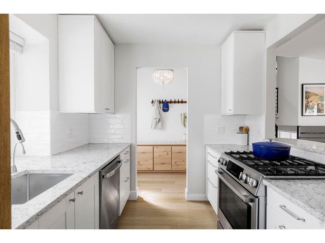 141 S Washington Ave, Louisville, CO 80027