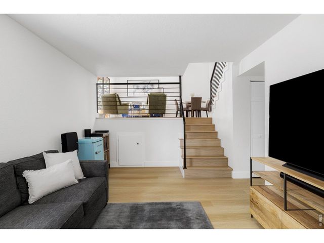 141 S Washington Ave, Louisville, CO 80027