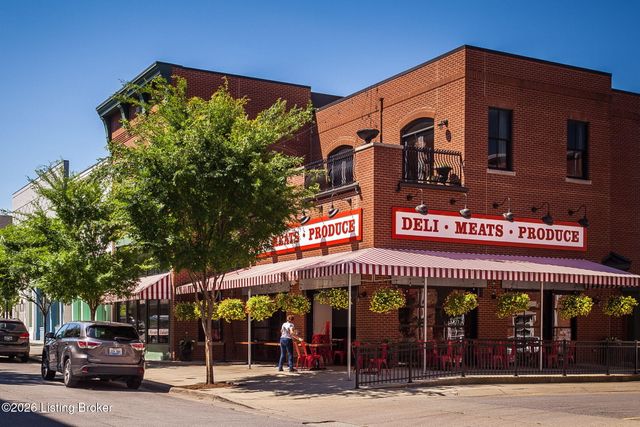 10804 Jimson St, Prospect, KY 40059