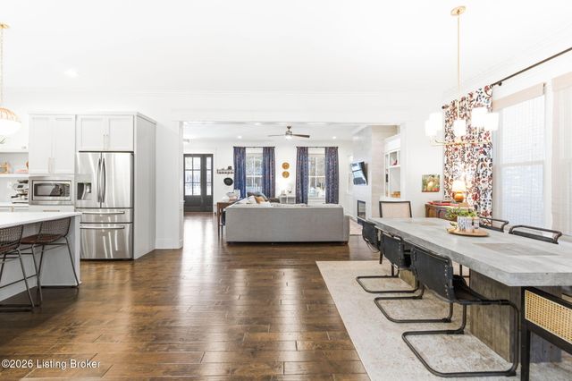 10804 Jimson St, Prospect, KY 40059