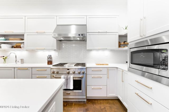 10804 Jimson St, Prospect, KY 40059