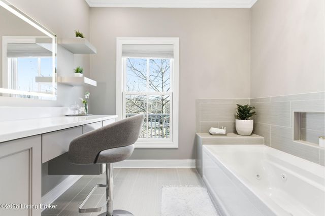 10804 Jimson St, Prospect, KY 40059