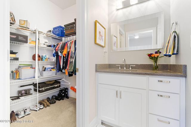 10804 Jimson St, Prospect, KY 40059