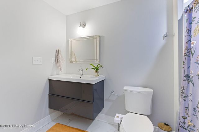 10804 Jimson St, Prospect, KY 40059