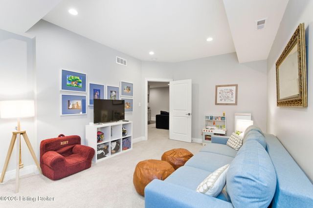 10804 Jimson St, Prospect, KY 40059