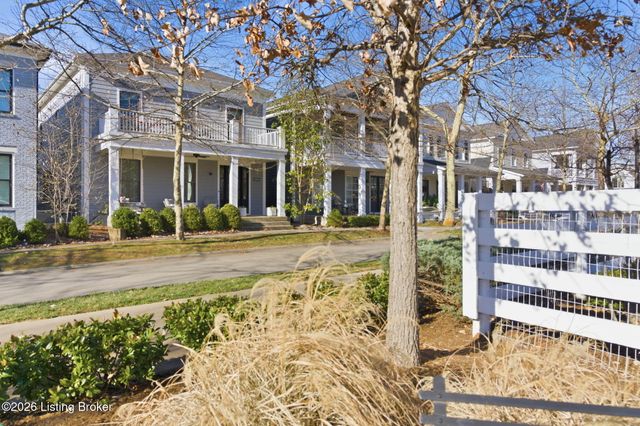 10804 Jimson St, Prospect, KY 40059