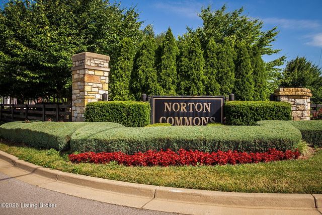 10804 Jimson St, Prospect, KY 40059