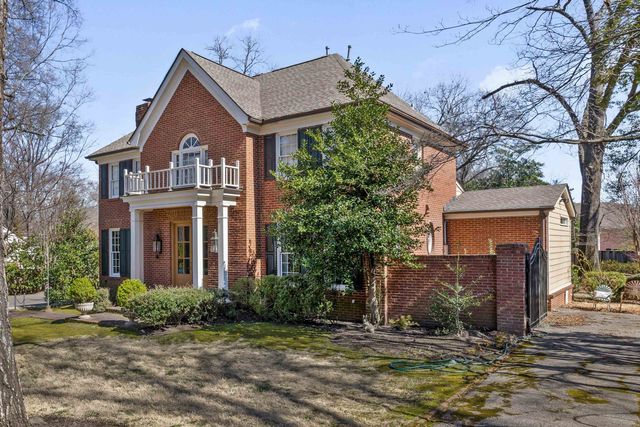 400 COLONIAL RD, Memphis, TN 38117