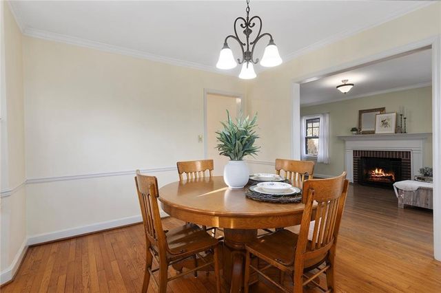 1954 Lake Terrace, Independence, MO 64055