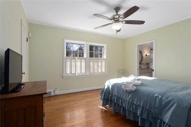 1954 Lake Terrace, Independence, MO 64055