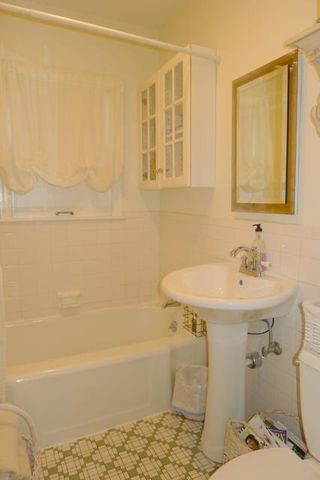 1954 Lake Terrace, Independence, MO 64055