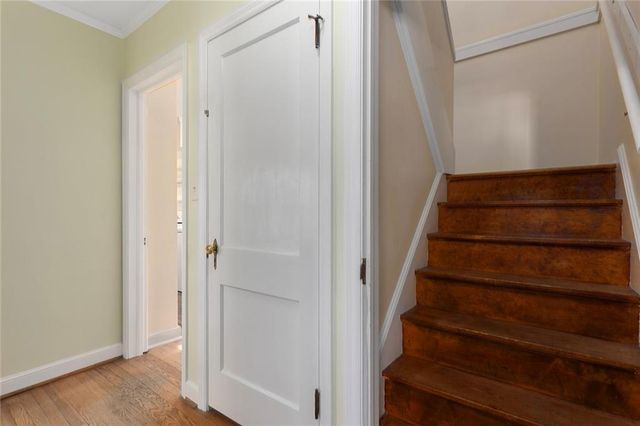 1954 Lake Terrace, Independence, MO 64055