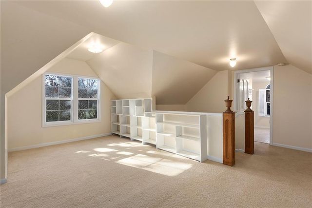 1954 Lake Terrace, Independence, MO 64055