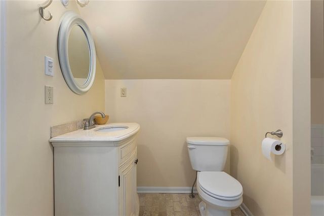 1954 Lake Terrace, Independence, MO 64055