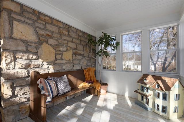 1954 Lake Terrace, Independence, MO 64055