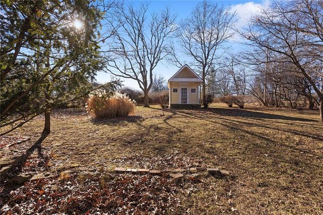 1954 Lake Terrace, Independence, MO 64055