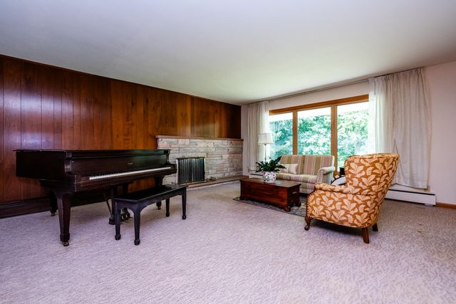 1595 Alex Path, Stevensville, MI 49127