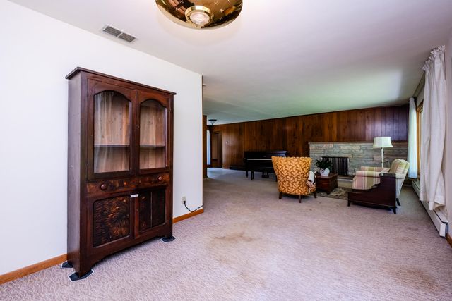 1595 Alex Path, Stevensville, MI 49127