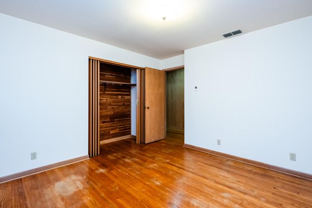 1595 Alex Path, Stevensville, MI 49127