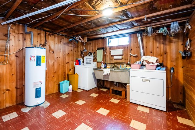 1595 Alex Path, Stevensville, MI 49127
