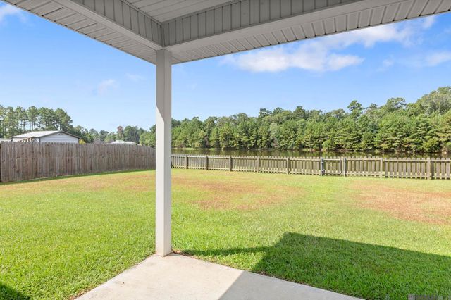 26141 Burlwood Ave, Denham Springs, LA 70726