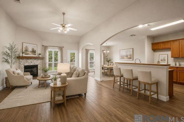 26141 Burlwood Ave, Denham Springs, LA 70726