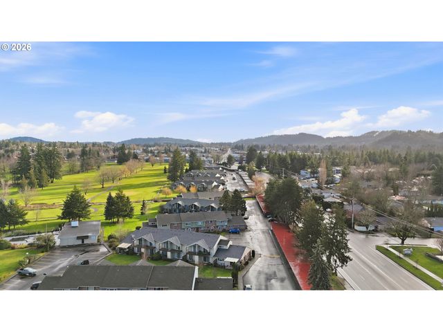 1830 Ne HOGAN Dr, Gresham, OR 97030