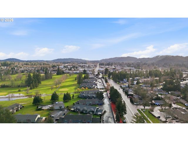 1830 Ne HOGAN Dr, Gresham, OR 97030