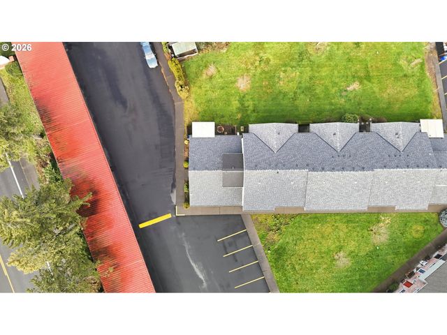 1830 Ne HOGAN Dr, Gresham, OR 97030