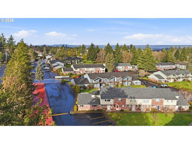 1830 Ne HOGAN Dr, Gresham, OR 97030