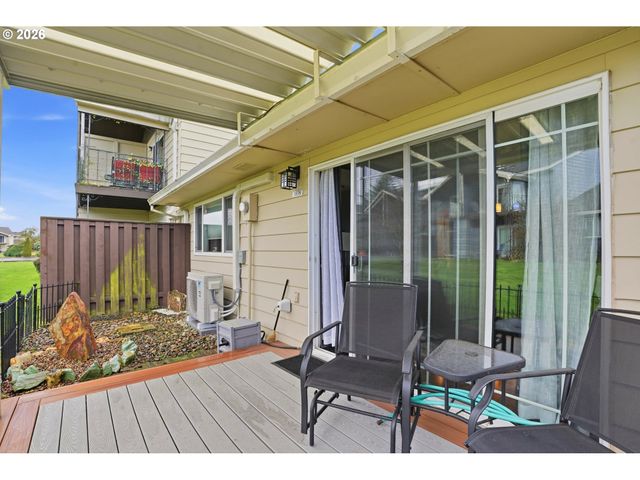 1830 Ne HOGAN Dr, Gresham, OR 97030