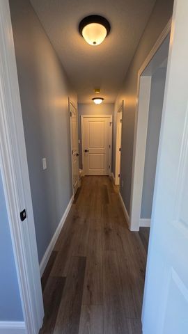 12 Willow St, Chicopee, MA 01020