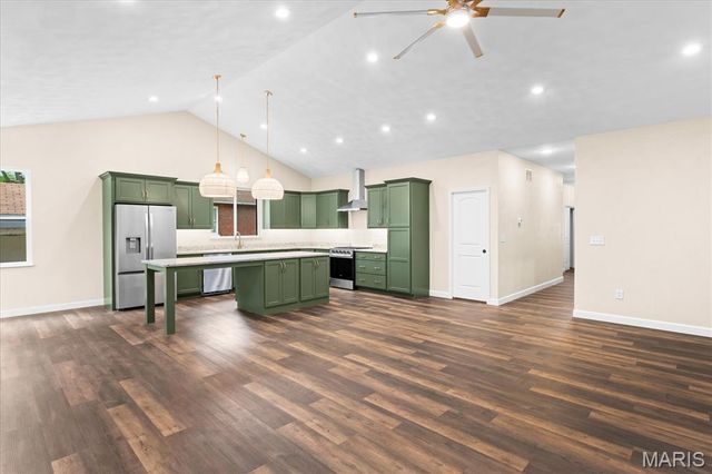 406 W Laurel Street, Millstadt, IL 62260