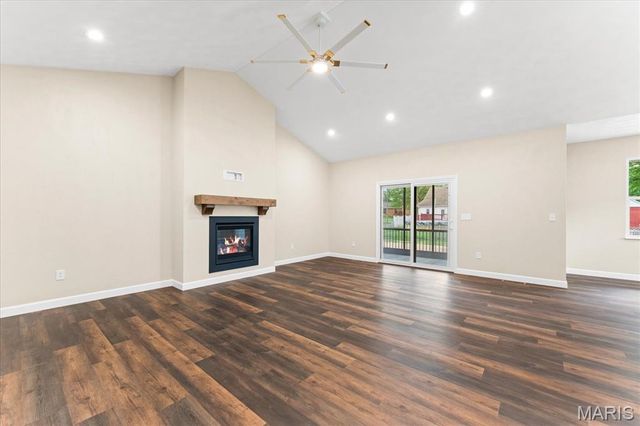 406 W Laurel Street, Millstadt, IL 62260