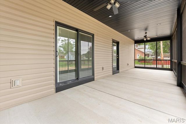 406 W Laurel Street, Millstadt, IL 62260