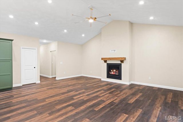 406 W Laurel Street, Millstadt, IL 62260