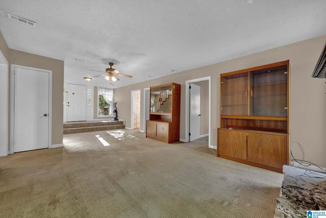 4742 SYLVANER LANE, Birmingham, AL 35244