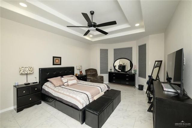 1402 Poza Rica Avenue, Harlingen, TX 78552