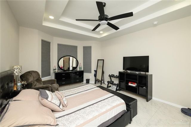 1402 Poza Rica Avenue, Harlingen, TX 78552