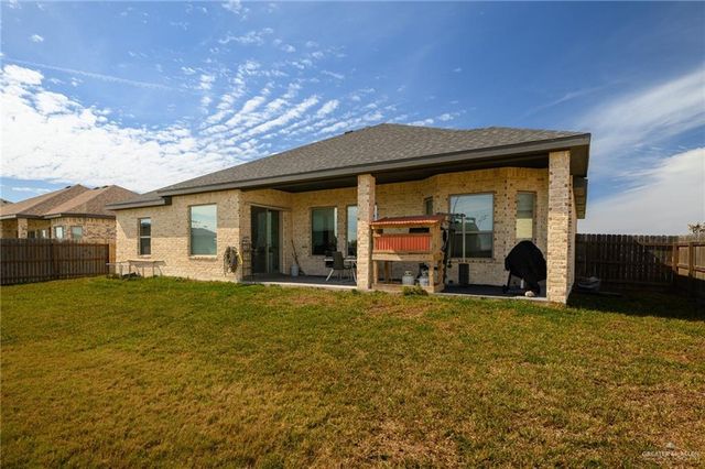 1402 Poza Rica Avenue, Harlingen, TX 78552