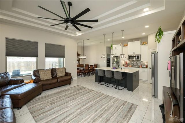 1402 Poza Rica Avenue, Harlingen, TX 78552