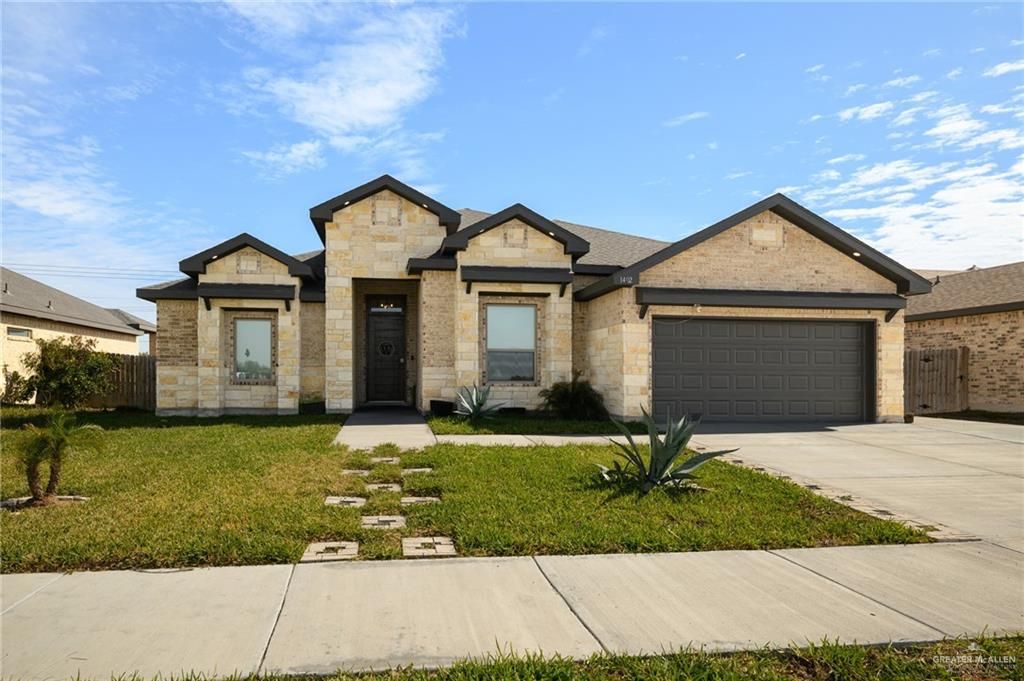 1402 Poza Rica Avenue, Harlingen, TX 78552