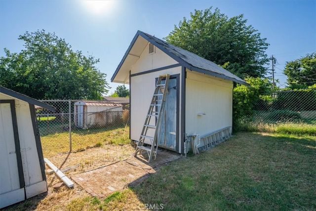 21999 Riverside Avenue, Red Bluff, CA 96080