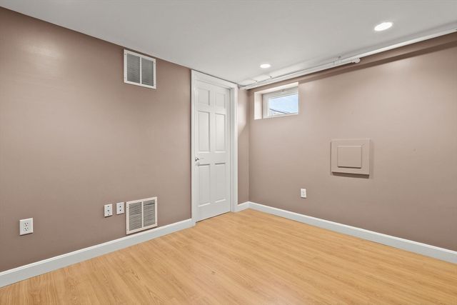 5 Martinwood Rd, Boston, MA 02130