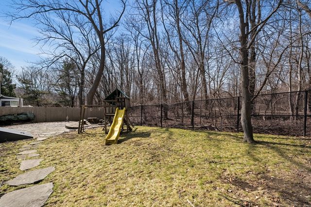 5 Martinwood Rd, Boston, MA 02130