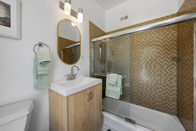 504 E Laurel Circle, Palm Springs, CA 92262