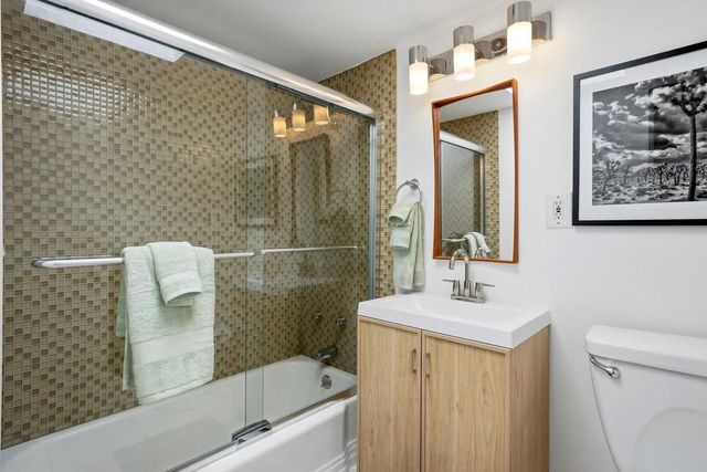 504 E Laurel Circle, Palm Springs, CA 92262
